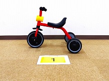 幼児用三輪車